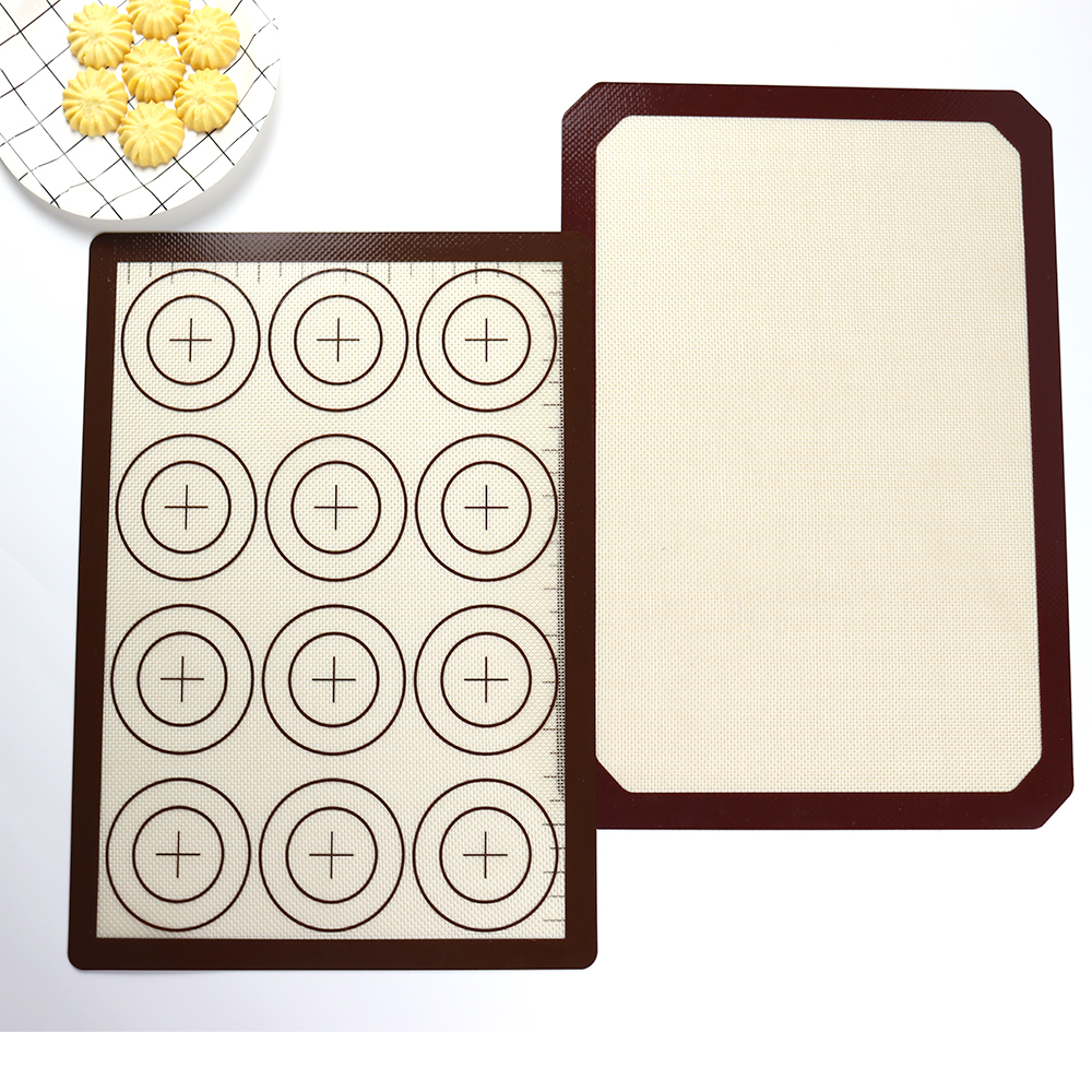 Wholesale Non-stick Reusable Silicone Baking Mat for Rolling And Baking